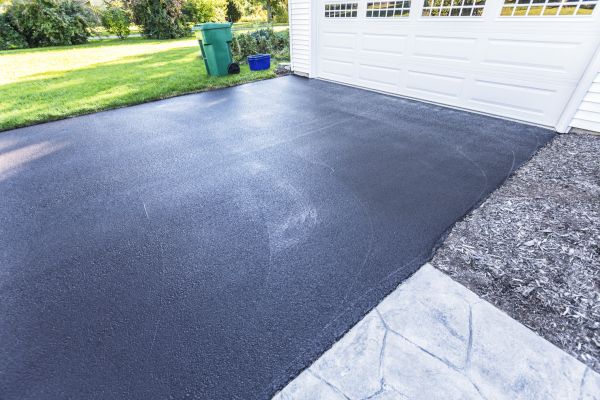 Cost of Blacktop Driveway Service in Conway