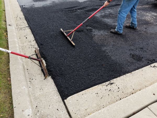 Cost of Asphalt Driveway Service in Conway